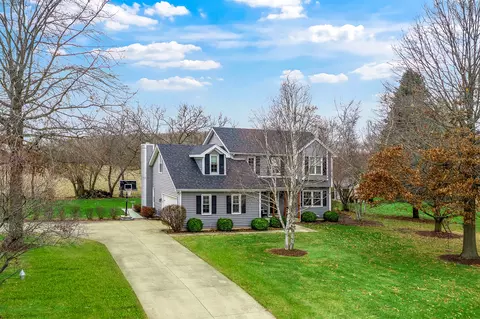 51 Fox Glen Dr, Yorkville, IL 60560