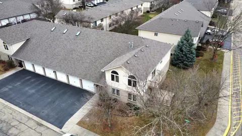 2678 Jodee Dr #2678, Joliet, IL 60436