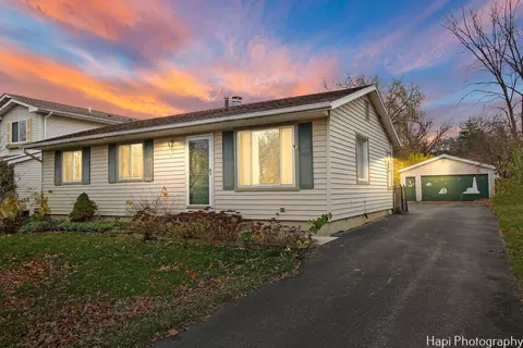 25285 W Columbia Bay Dr, Lake Villa, IL 60046