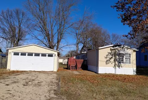 664 E Rose Ln, Godley, IL 60407
