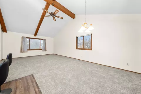 905 Hayden Dr, Mchenry, IL 60051 photo 14