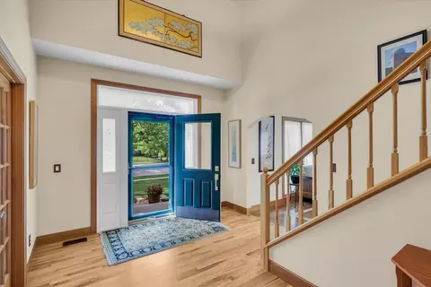 Entry Way - 2412 Wendover Pl, Champaign, IL 61822 photo 2 of 14