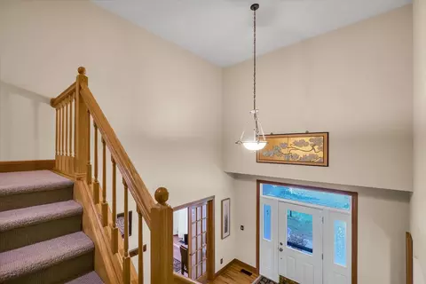 Entry Way - 2412 Wendover Pl, Champaign, IL 61822 photo 7 of 14