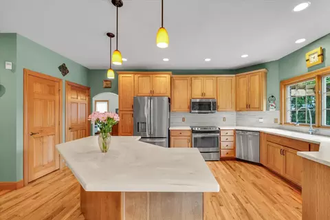 Kitchen - 2412 Wendover Pl, Champaign, IL 61822 photo 10 of 12