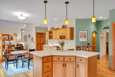 Kitchen - 2412 Wendover Pl, Champaign, IL 61822 photo 8 of 12
