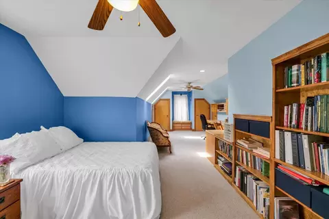Bedroom - 2412 Wendover Pl, Champaign, IL 61822 photo 6 of 8