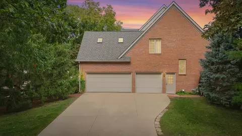 Exterior - 2412 Wendover Pl, Champaign, IL 61822 photo 11 of 13