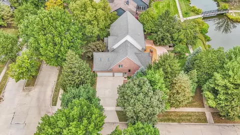 View/Area - 2412 Wendover Pl, Champaign, IL 61822 photo 5 of 7