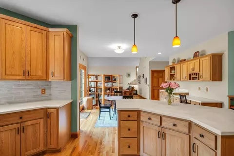 Kitchen - 2412 Wendover Pl, Champaign, IL 61822 photo 9 of 12