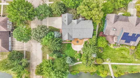 View/Area - 2412 Wendover Pl, Champaign, IL 61822 photo 1 of 7