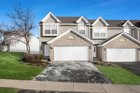 2 Sierra Ct, Lake In The Hills, IL 60156
