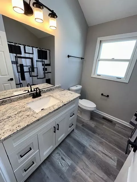 Bath - 2824 Ruth Fitgerald Dr, Plainfield, IL 60586 photo 3 of 3