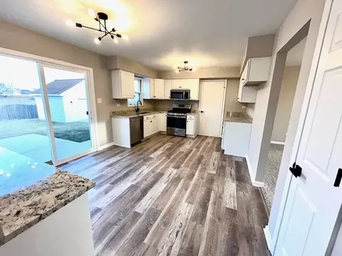 Kitchen - 2824 Ruth Fitgerald Dr, Plainfield, IL 60586 photo 3 of 5
