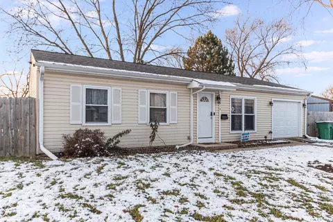 310 Kent Ave, Romeoville, IL 60446