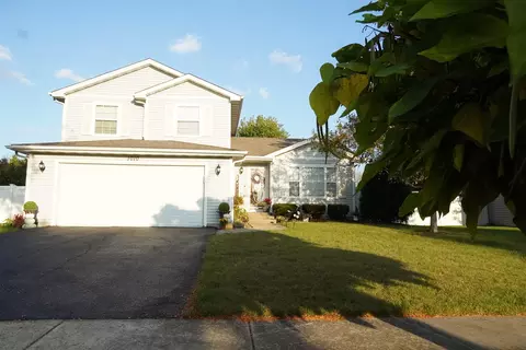 1010 Lindsay St, Joliet, IL 60431