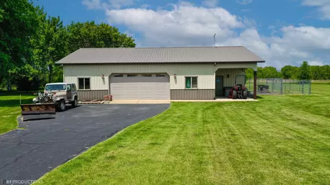 2838 W Corning Rd, Peotone, IL 60468 photo 2