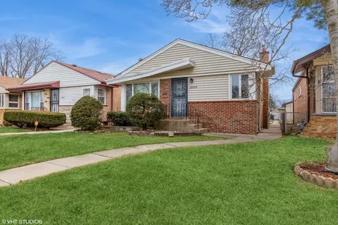 12809 S May St, Calumet Park, IL 60827