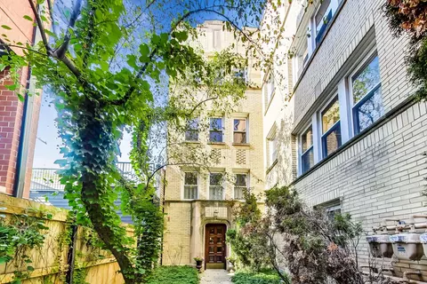 1264 W Winona St #1B, Chicago, IL 60640