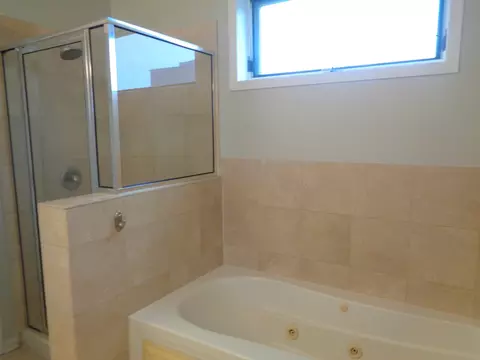 641 E Pershing Ave #101, Chicago, IL 60653 photo 14
