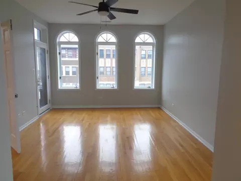 641 E Pershing Ave #101, Chicago, IL 60653 photo 10