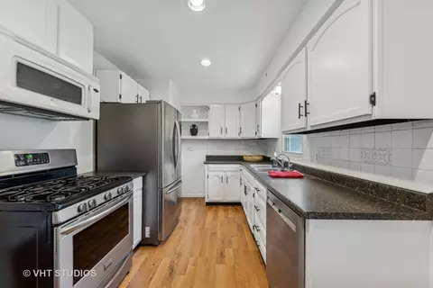 Kitchen - 741 Pine St, Batavia, IL 60510 photo 2 of 2