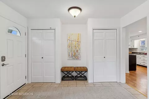 Entry Way - 741 Pine St, Batavia, IL 60510 photo 1 of 1