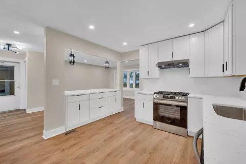 2419 Forest Ave, North Riverside, IL 60546 photo 8