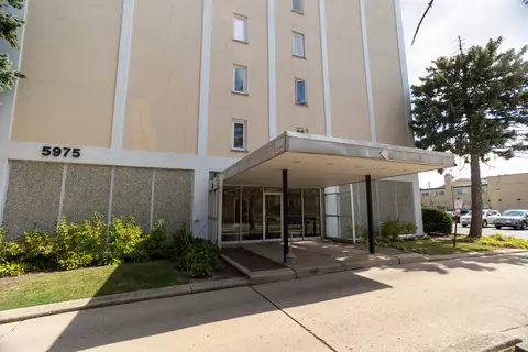 5975 N Odell Ave #5F, Chicago, IL 60631