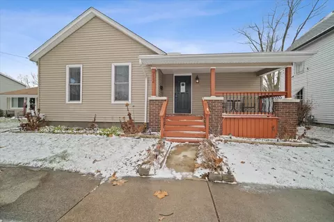 712 Ohara St, Bloomington, IL 61701