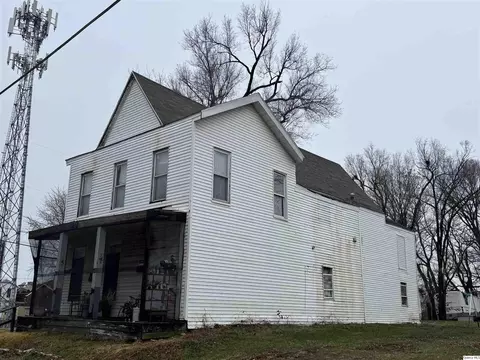 523 N 6th, Quincy, IL 62301