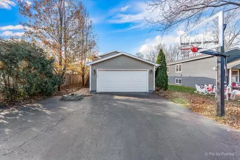 529 Maplewood Dr, Lakemoor, IL 60051 photo 29
