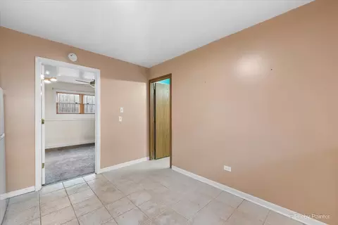 529 Maplewood Dr, Lakemoor, IL 60051 photo 25