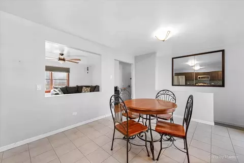 529 Maplewood Dr, Lakemoor, IL 60051 photo 7