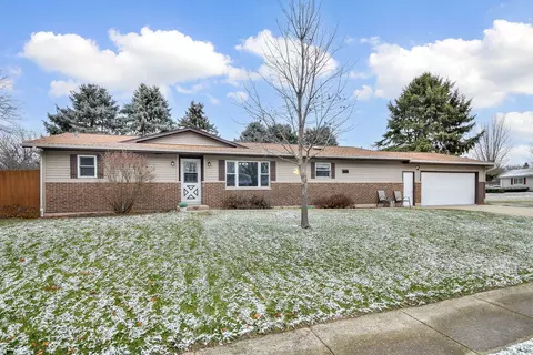91 W Susan Ave, Cortland, IL 60112