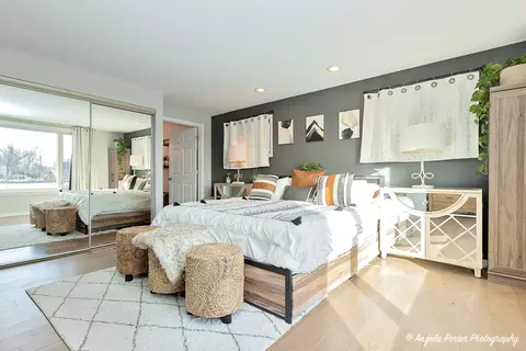 Bedroom - 1712 N Riverside Dr N, Mchenry, IL 60050 photo 2 of 3
