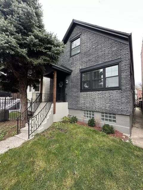 2829 N Kedzie Ave, Chicago, IL 60618