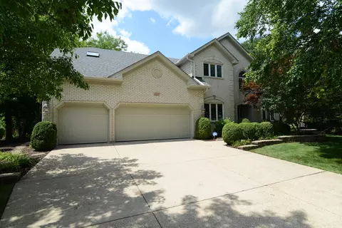 840 Pueblo Ct, Naperville, IL 60565