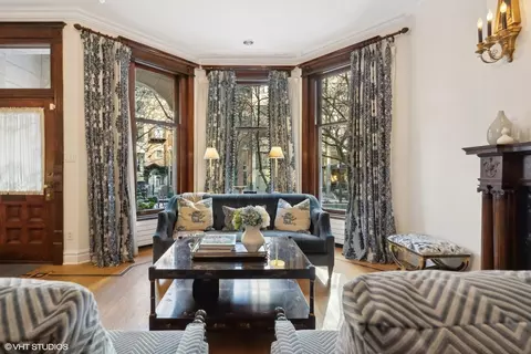 Living - 29 E Division St, Chicago, IL 60610 photo 2 of 6