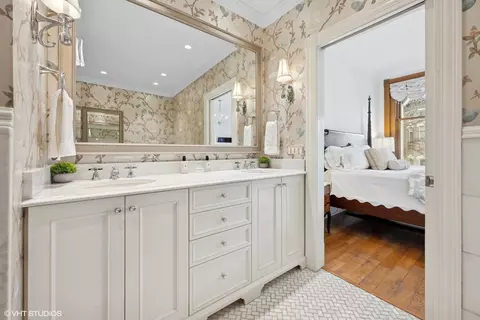 Bath - 29 E Division St, Chicago, IL 60610 photo 1 of 7