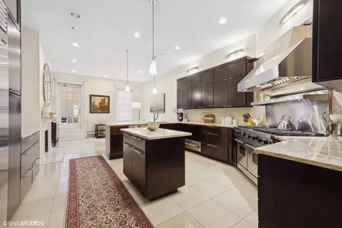 Kitchen - 29 E Division St, Chicago, IL 60610 photo 4 of 6