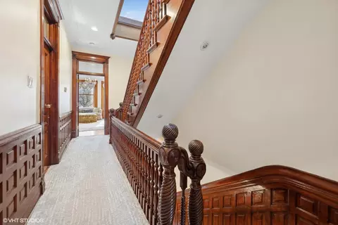 Entry Way - 29 E Division St, Chicago, IL 60610 photo 2 of 5