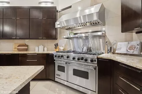 Kitchen - 29 E Division St, Chicago, IL 60610 photo 2 of 6