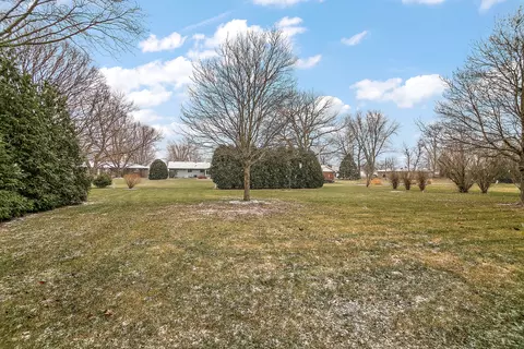 194 E Walnut St, Herscher, IL 60941 photo 20