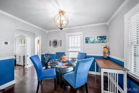 7 S Edison Ave, Elgin, IL 60123 photo 9