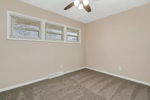 Bedroom - 1027 E 8th St, Lockport, IL 60441 photo 3 of 3