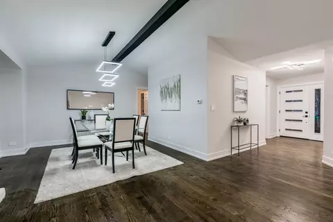 Dining - 981 Pear Tree Ln, Wheeling, IL 60090 photo 1 of 3