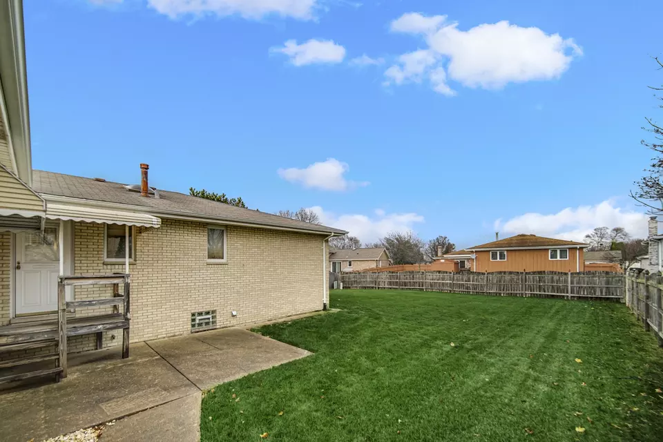 Exterior - 19835 Scarth Ln, Mokena, IL 60448 photo 4 of 4