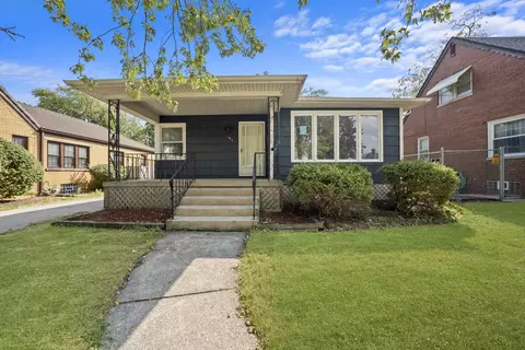107 Elizabeth St, Calumet City, IL 60409