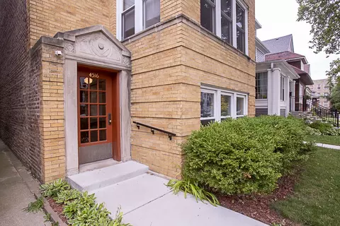 4516 N Troy St, Chicago, IL 60625