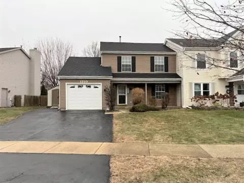 1310 Trinity Dr, Carol Stream, IL 60188